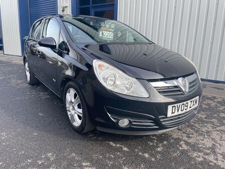 VAUXHALL CORSA 1.4 i 16v Design